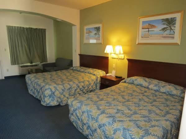 Casa Bella Hotel And Suites Саут Падре Алънд Екстериор снимка
